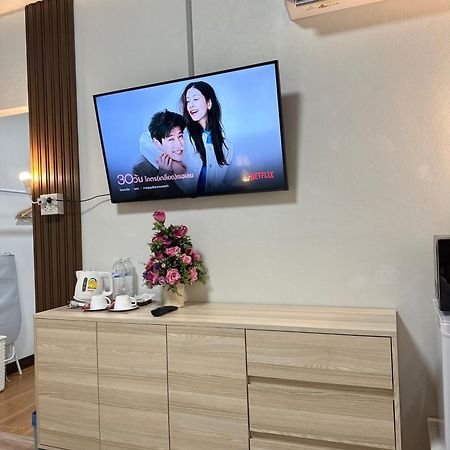Service Apartment ห้อง102 ใจกลางเมืองใกล้แหล่งท่องเที่ยว Лампанг Екстериор снимка