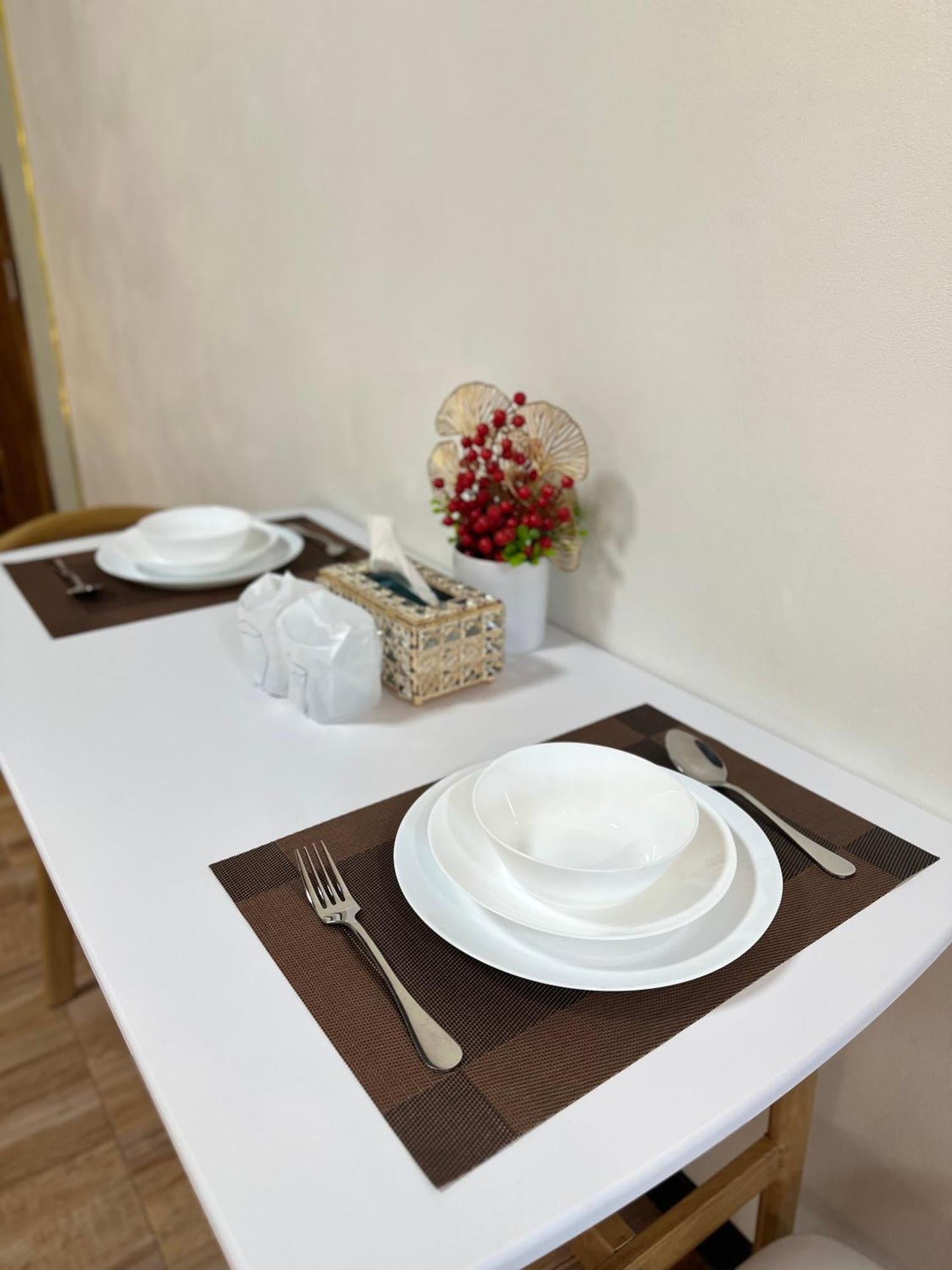 Service Apartment ห้อง102 ใจกลางเมืองใกล้แหล่งท่องเที่ยว Лампанг Екстериор снимка