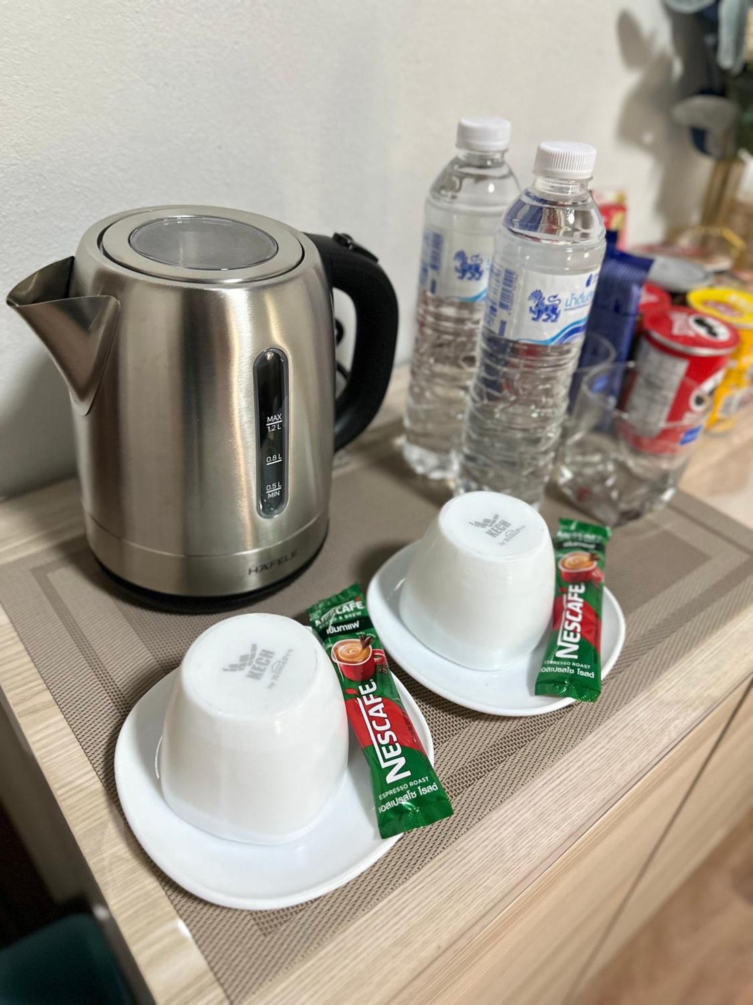 Service Apartment ห้อง102 ใจกลางเมืองใกล้แหล่งท่องเที่ยว Лампанг Екстериор снимка